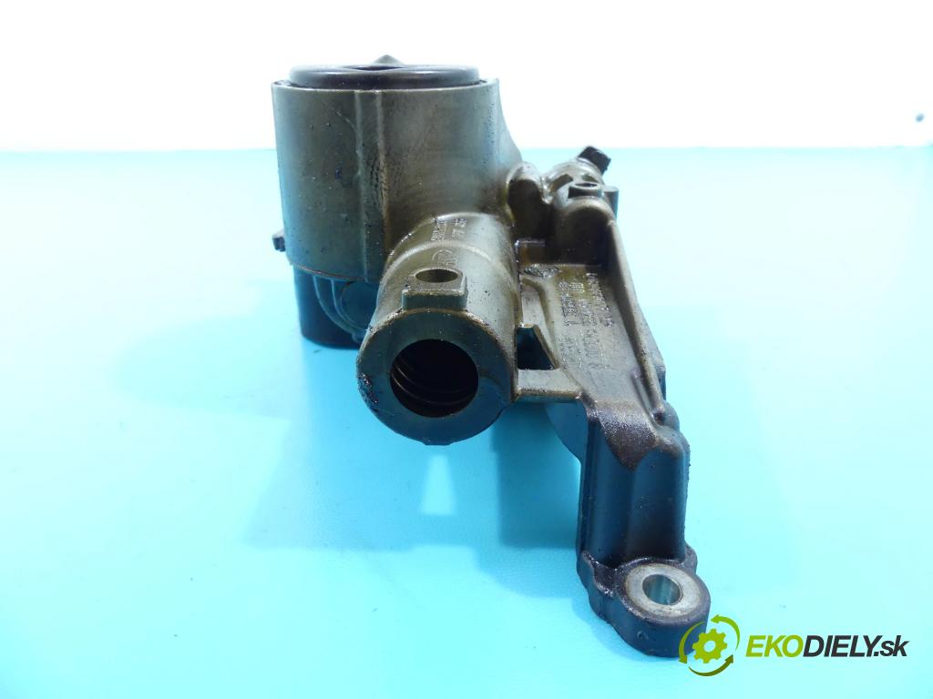 Peugeot 308 I 2007-2013 1.6 16v 120 hp automatic 88 kW 1598 cm3 5- čerpadlo olej: 757601280 (Olejové pumpy)