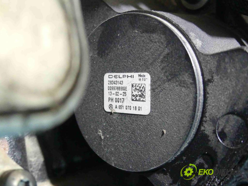 Mercedes E W212 2009-2016 2,2.0 CDI 136 HP automatic 100 kW 2143 cm3 4- čerpadlo vstrekovacia A6510701801 (Vstrekovacie čerpadlá)