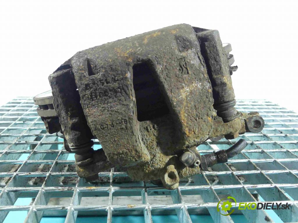 Fiat Punto Grande 1.4 77 HP manual 57 kW 1368 cm3 5- brzdič predné pravý  (Ostatné)