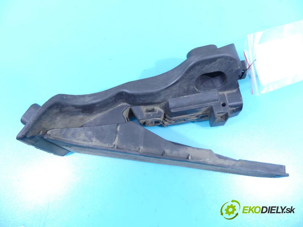 Skoda Octavia II 2004-2013 1.9 tdi 105 HP manual 77 kW 1896 cm3 5- pedále 1K1721503P (Pedále)