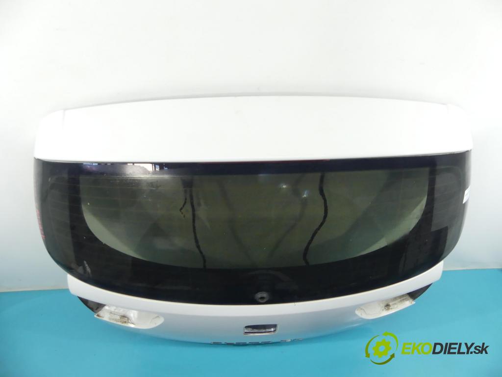 Seat Altea 1.6 tdi 90 hp manual 66 kW 1598 cm3 5- zadní kufrové dveře  (Zadní kapoty)