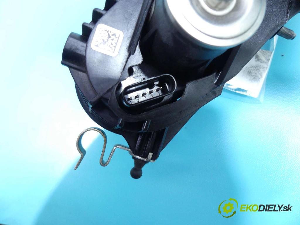 Mercedes E W212 2009-2016 2,2.0 CDI 136 HP automatic 100 kW 2143 cm3 4- zvod nasávací A651090037 (Sacie potrubia)