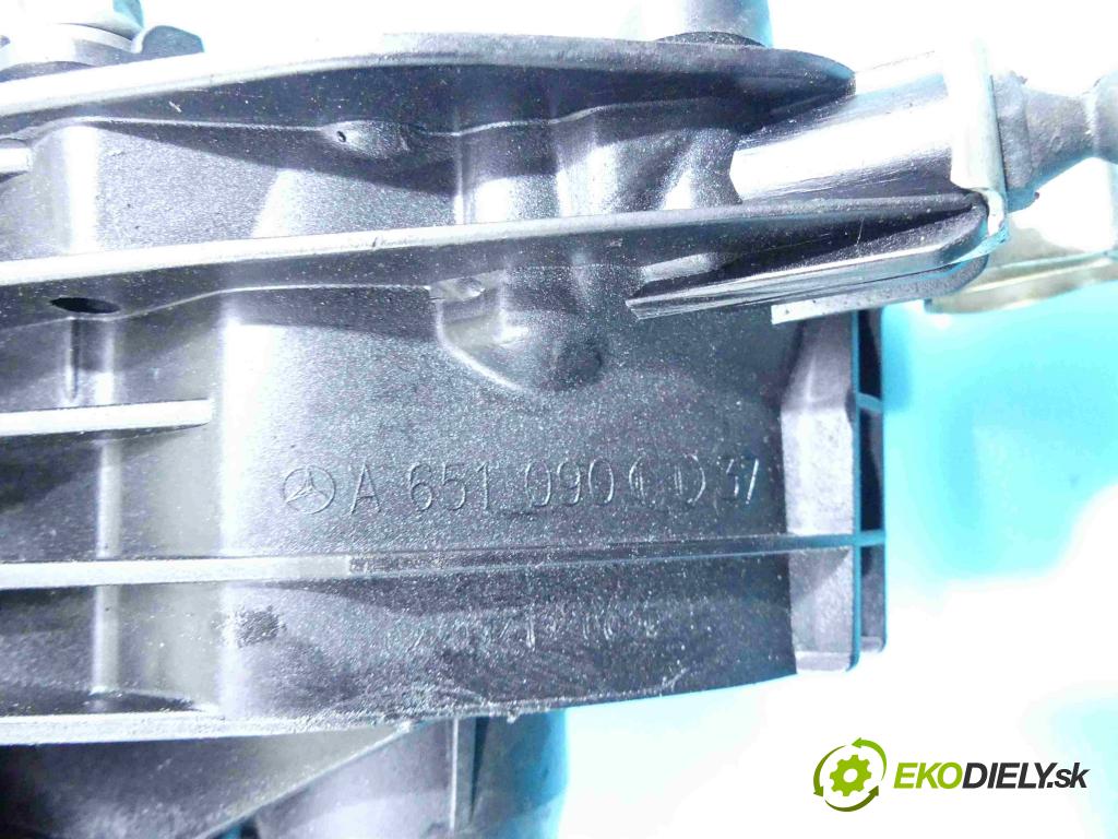 Mercedes E W212 2009-2016 2,2.0 CDI 136 HP automatic 100 kW 2143 cm3 4- zvod nasávací A651090037 (Sacie potrubia)