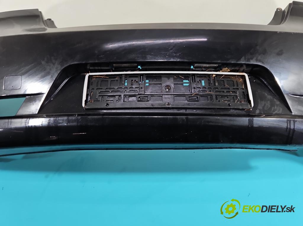 Kia Ceed I 2006-2012 1.6 16v 126 hp manual 93 kW 1591 cm3 3- nárazník zadní  (Ostatné)