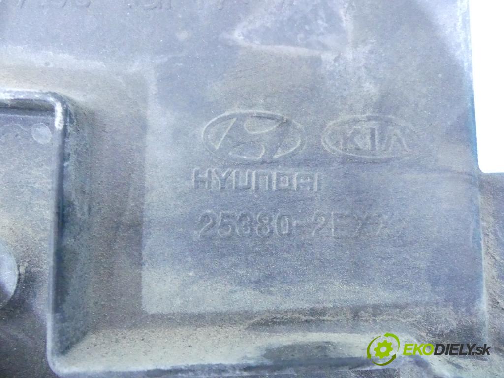 Kia Sportage II 2004-2010 2.0 16v 141 HP manual 104 kW 1975 cm3 5- Ventilátor chladiča 25380-2EXXX