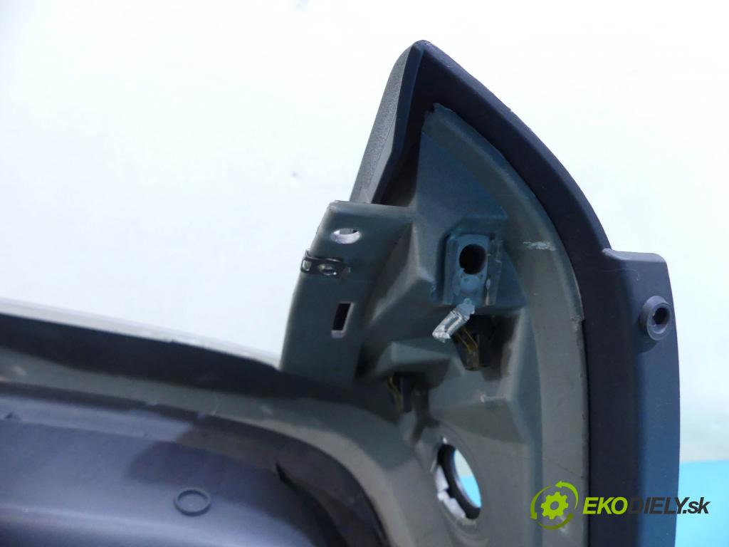 Smart Forfour I 2004-2006 1.5 16v 109 HP manual 80 kW 1499 cm3 5- kokpit,pristrojová doska rozdeľovacia