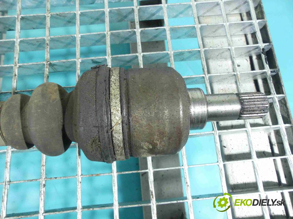 Peugeot 307 1.6 hdi 109 HP manual 80 kW 1560 cm3 5- poloos ľavé  (Poloosy)