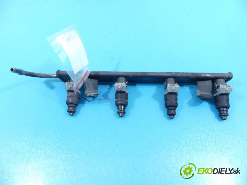 Smart Forfour I 2004-2006 1.5 16v 109 HP manual 80 kW 1499 cm3 5- vstrek MR988977 (Vstrekovače)