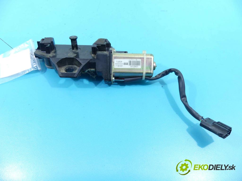 Bmw 5 E60 2003-2010 2.5d 163 hp manual 120 kW 2497 cm3 5- zámek kufrových dveří zadní 7129931