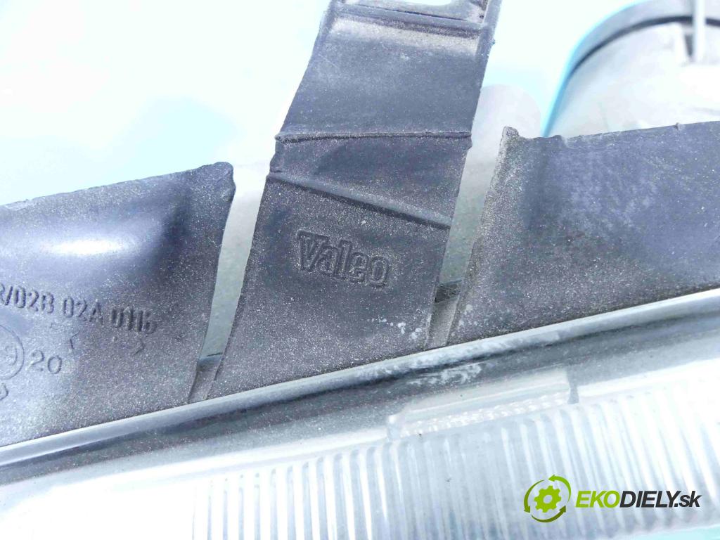 Vw Golf IV 1997-2003 1.4 16v 75 HP manual 55 kW 1390 cm3 5- Reflektor: ľavý 1J1941017B (Ostatné)