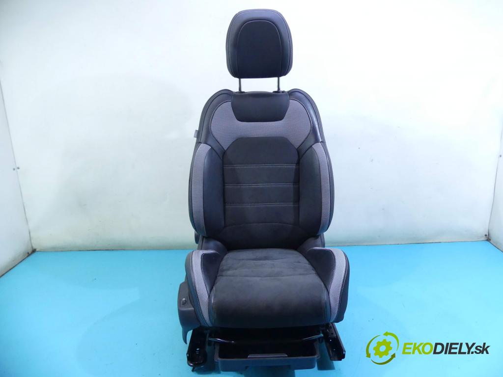DS 4 2015-2020 1.6 hdi 120 HP automatic 88 kW 1560 cm3 5- Sedačka pravý  (Sedačky, sedadlá)