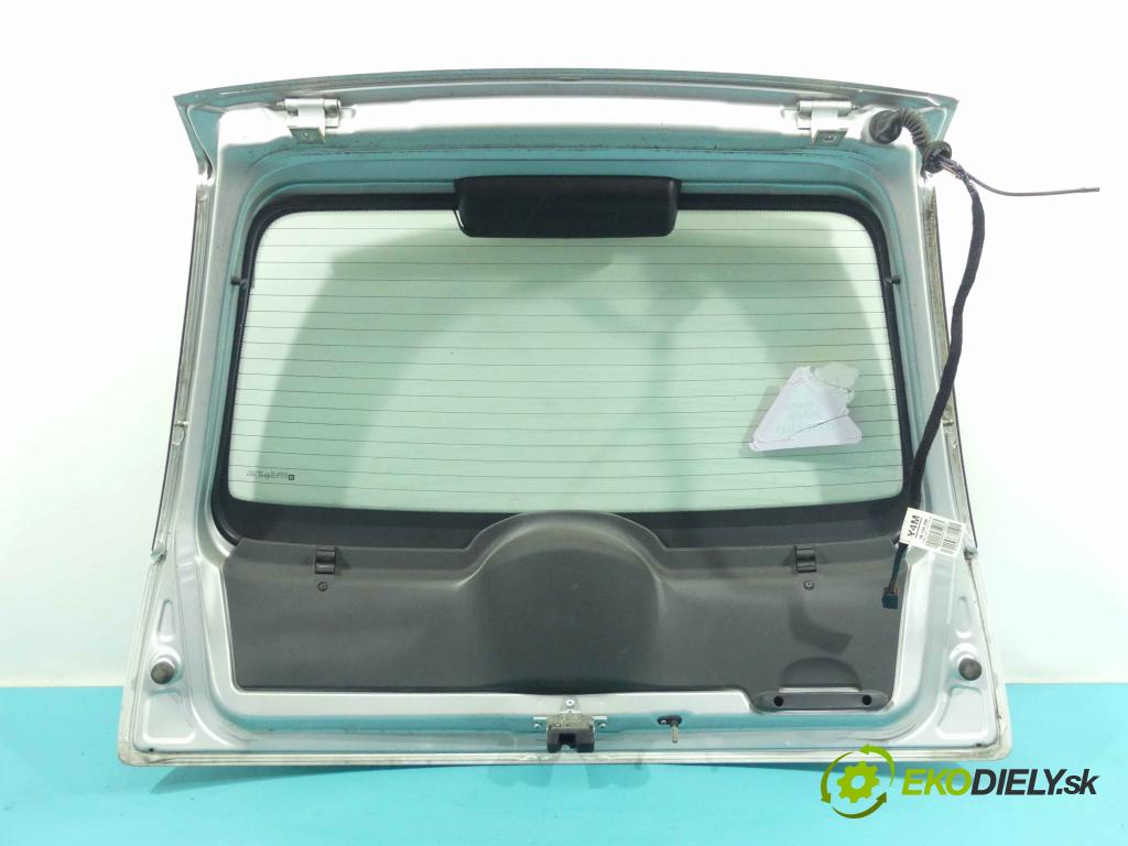 Opel Corsa C 2000-2006 1.2 16v 75 hp manual 55 kW 1199 cm3 5- zadní kufrové dveře  (Zadní kapoty)