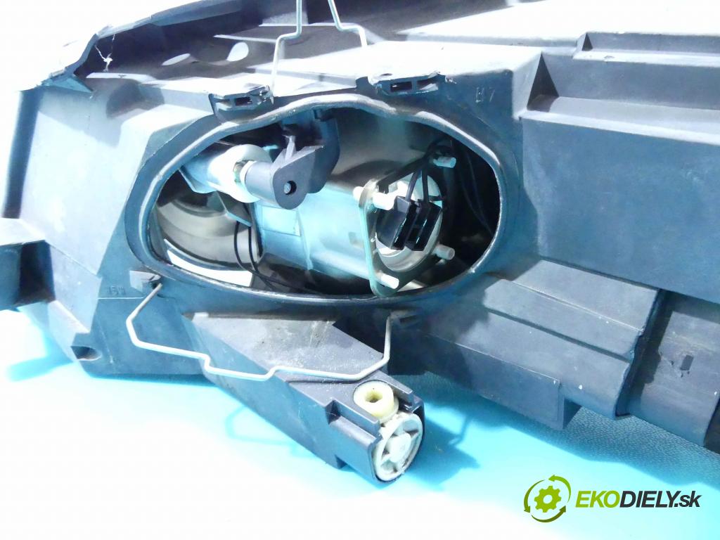 Vw Passat B6 2005-2010 2.0 tdi 140 HP manual 103 kW 1968 cm3 5- Reflektor: pravý 3C0941752G (Pravé)