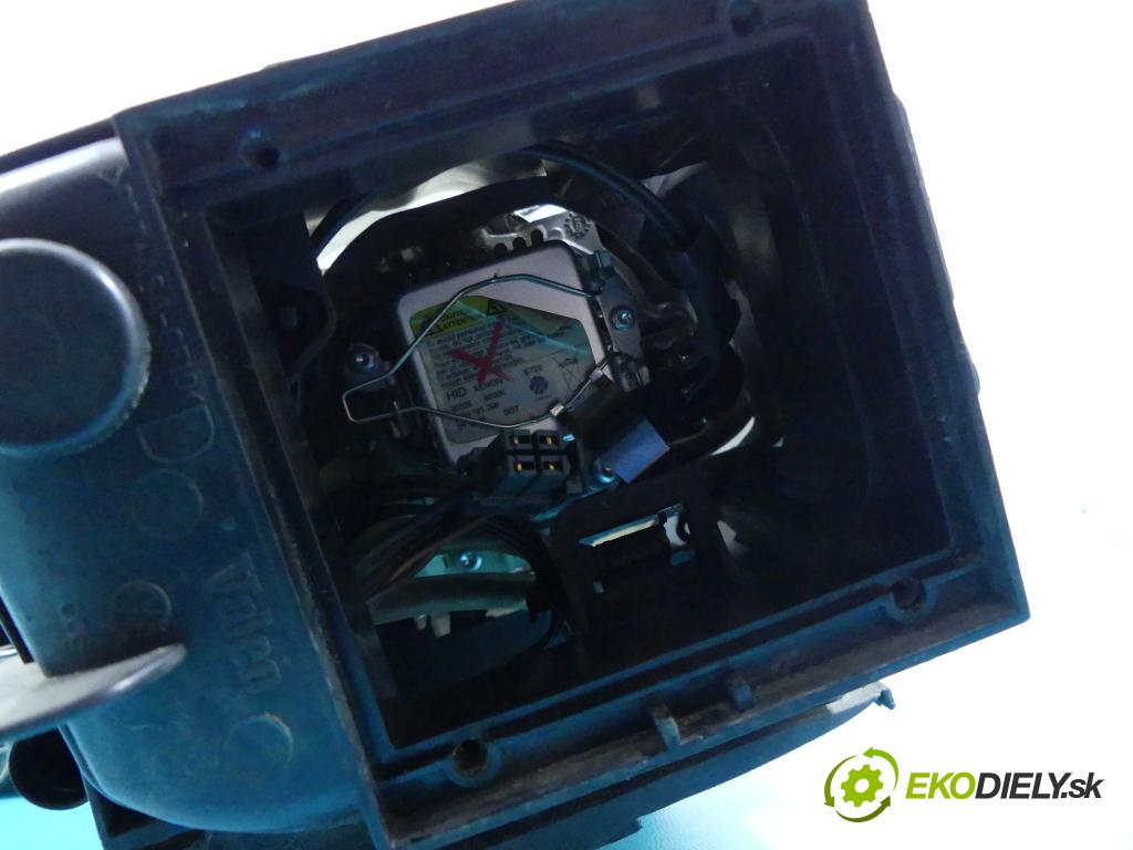 Vw Passat B6 2005-2010 2.0 tdi 140 HP manual 103 kW 1968 cm3 5- Reflektor: pravý 3C0941752G (Pravé)