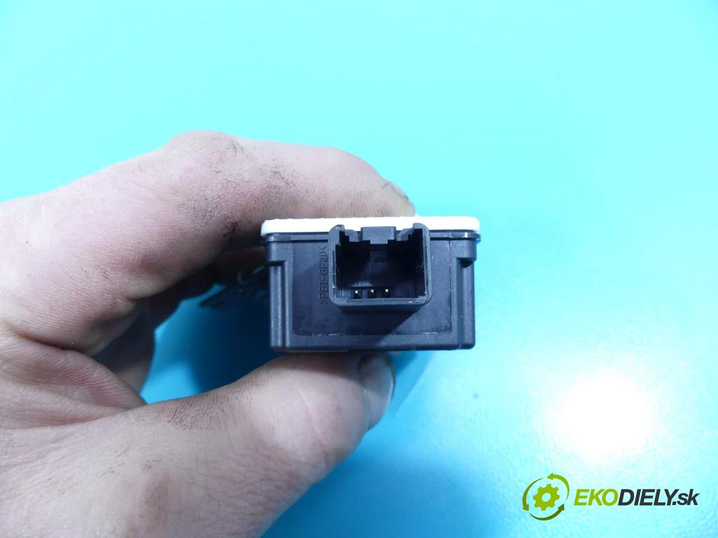 Infiniti Q50 I 2013-2017 2.0 T 211KM automatic 155 kW 1991 cm3 4- modul riadiaca jednotka A2C80773400 (Ostatné)