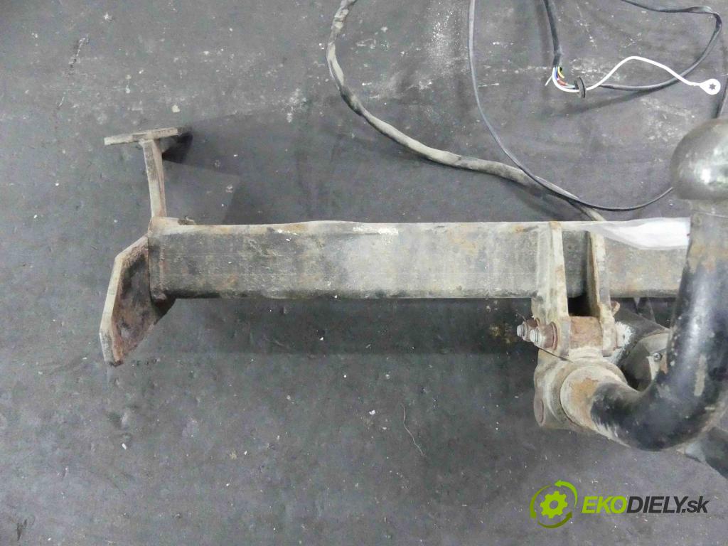 Hyundai Trajet 2.0 16v 136hp manual 100 kW 1997 cm3 5- oko tažné