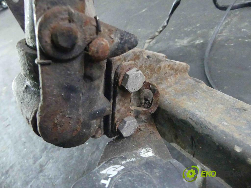 Hyundai Trajet 2.0 16v 136hp manual 100 kW 1997 cm3 5- oko tažné