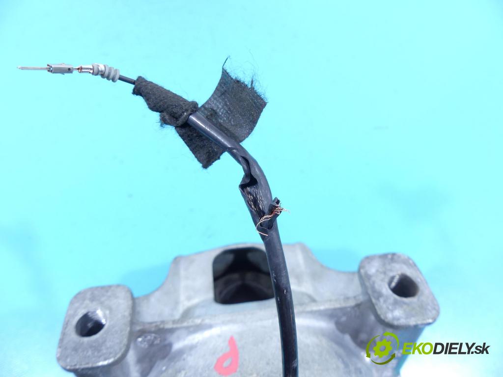 Audi A4 B8 2007-2015 2.7 tdi 190 HP automatic 140 kW 2698 cm3 4- airbag motora 8R0199381 (Držiaky motora)