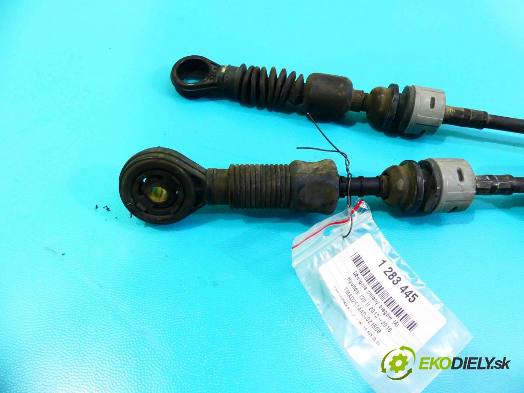 Hyundai I30 II 2012-2016 1.4 16v 100 HP manual 73,2 kW 1396 cm3 5- Páka: Změny: stupeň,rýchlosť  (Rýchlostné páky / kulisy)