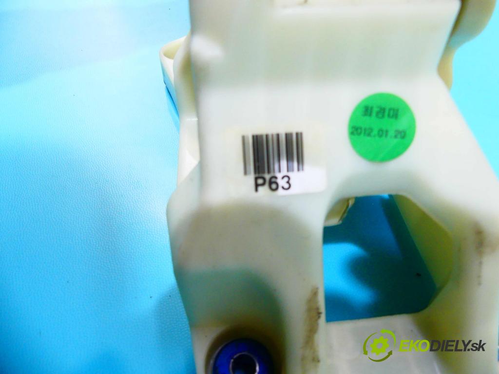 Hyundai I30 II 2012-2016 1.4 16v 100 HP manual 73,2 kW 1396 cm3 5- Páka: Změny: stupeň,rýchlosť  (Rýchlostné páky / kulisy)