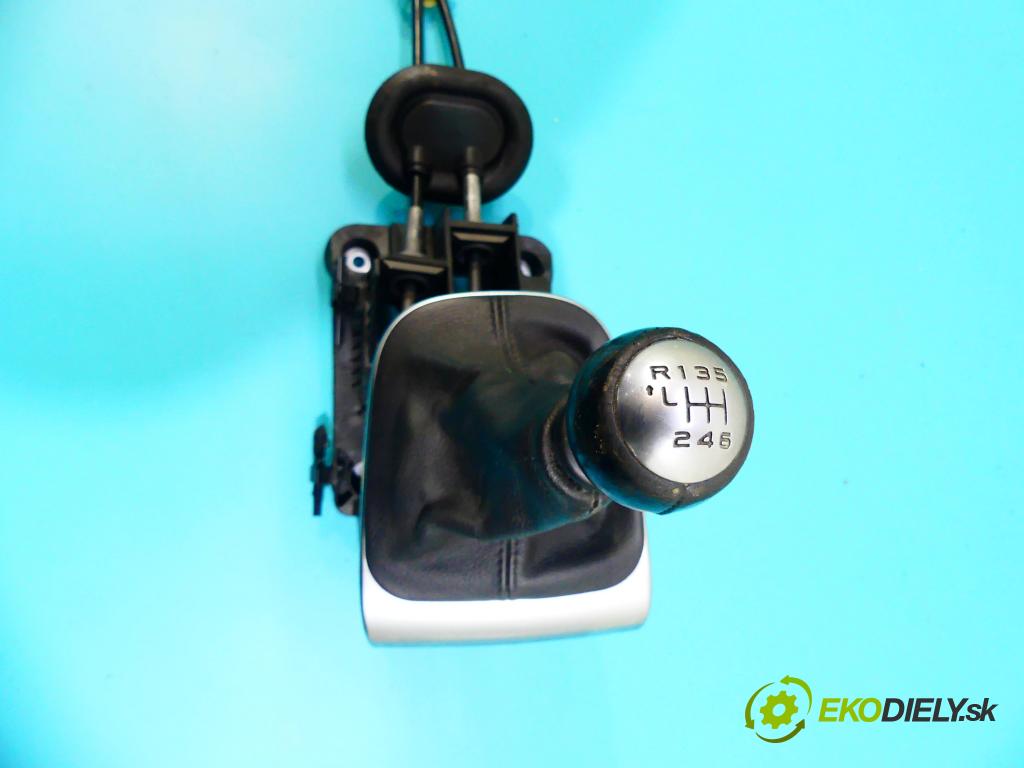 Citroen C4 II 2010-2017 1.6 hdi 111KM manual 82 kW 1560 cm3 5- Páka: Změny: stupeň,rýchlosť 9671748280 (Rýchlostné páky / kulisy)