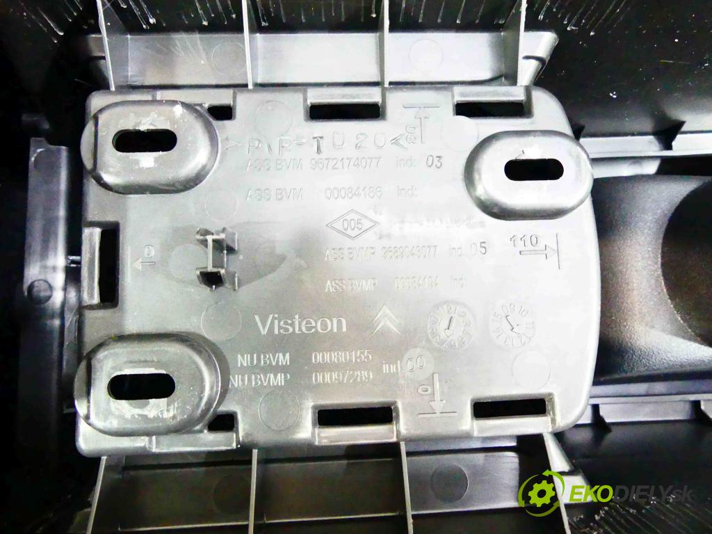 Citroen C4 II 2010-2017 1.6 hdi 111KM manual 82 kW 1560 cm3 5- operadlo 9672174077 (Lakťové opierky)