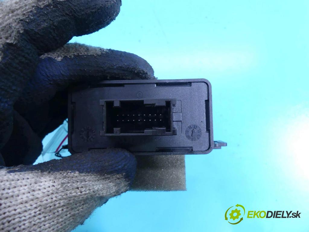 Citroen C4 II 2010-2017 1.6 hdi 111KM manual 82 kW 1560 cm3 5- modul riadiaca jednotka 966572998000 (Ostatné)