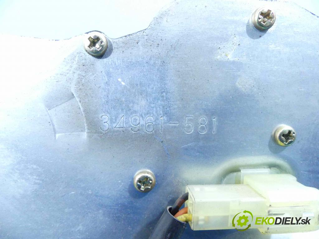 Suzuki Liana 1.6 16v 103 HP manual 76 kW 1586 cm3 5- motor stieračov zadné 34961-581