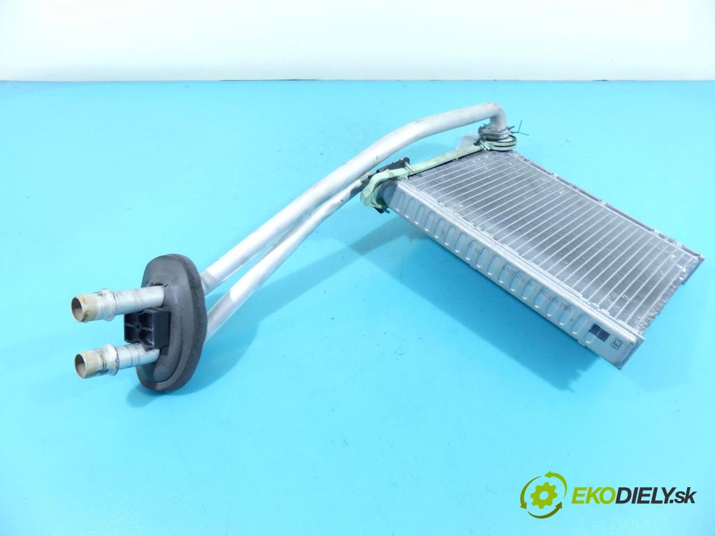 DS 4 2015-2020 1.6 hdi 120 hp automatic 88 kW 1560 cm3 5- radiátor T1014497T (Radiátory topení)