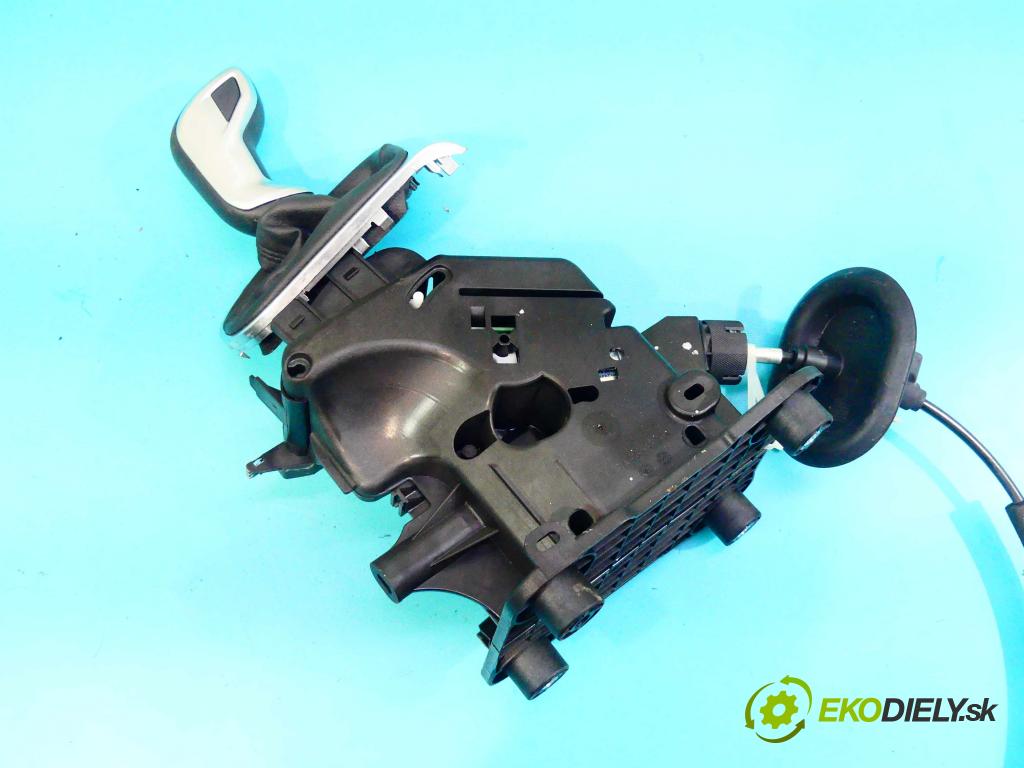 DS 4 2015-2020 1.6 hdi 120 HP automatic 88 kW 1560 cm3 5- Páka: Změny: stupeň,rýchlosť 9815863680 (Rýchlostné páky / kulisy)