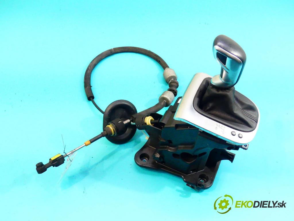 DS 4 2015-2020 1.6 hdi 120 HP automatic 88 kW 1560 cm3 5- Páka: Změny: stupeň,rýchlosť 9815863680 (Rýchlostné páky / kulisy)