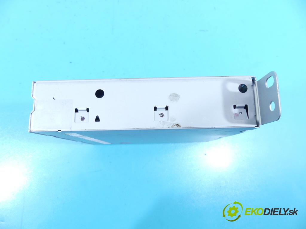 DS 4 2015-2020 1.6 hdi 120 HP automatic 88 kW 1560 cm3 5- Menič: cd 9805593680 (CD meniče)