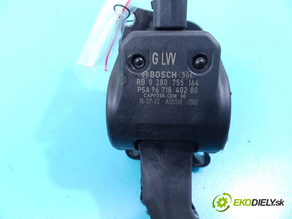 DS 4 2015-2020 1.6 hdi 120 HP automatic 88 kW 1560 cm3 5- pedále 0280755164 (Pedále)