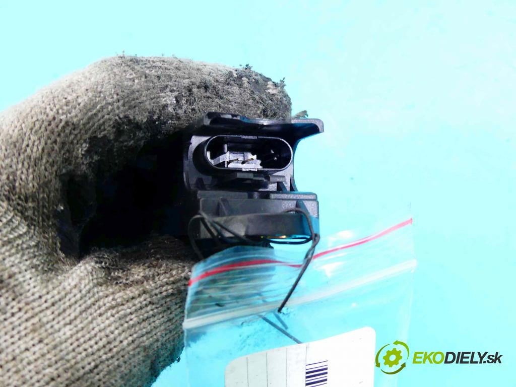 Vw Passat B5 1995-2005 1.9 tdi 116 HP manual 85 kW 1896 cm3 5- snímač šokovat: 1J0909606N (Snímače nárazu)