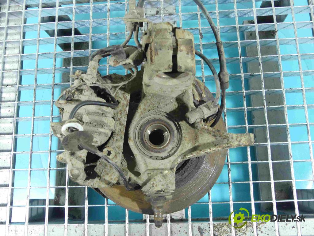 Peugeot 406 1.8 16v 110 HP manual 81 kW 1762 cm3 4- náboj pravé  (Náboje)