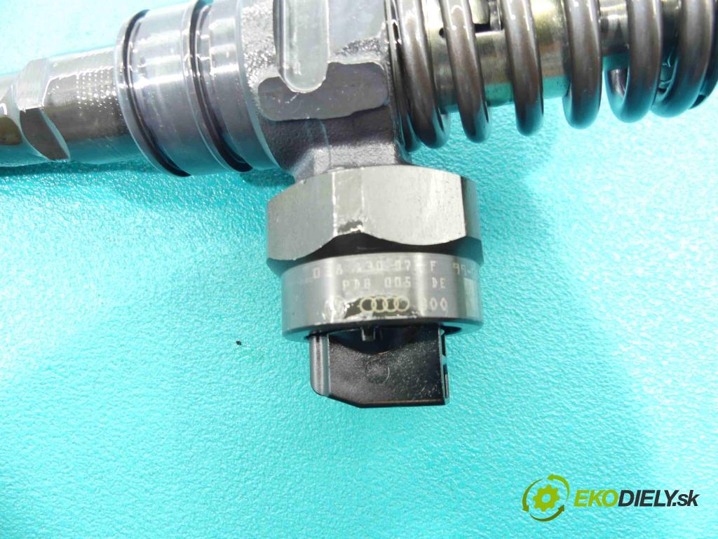 Vw Bora 1.9 tdi 116 HP manual 85 kW 1896 cm3 5- vstrekovacie čerpadlo 0414720007 (Vstrekovače)