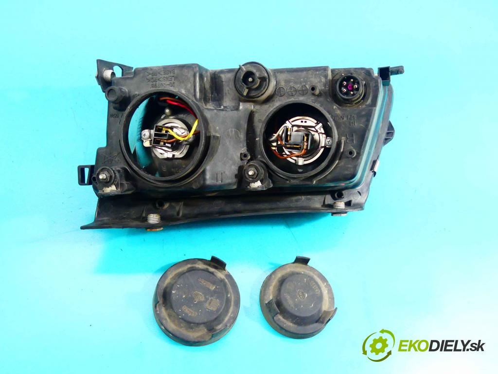 Vw Passat B5 1995-2005 1.6 101 HP manual 74 kW 1595 cm3 4- Reflektor: pravý  (Pravé)