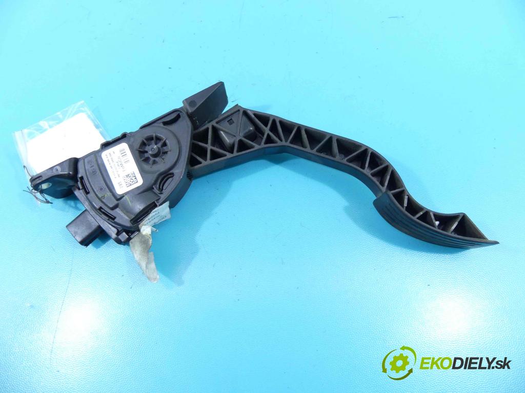 Ford C-Max II 2010-2019 1.5 tdci 120 HP manual 88 kW 1499 cm3 5- pedále F1DC-9F836-AA (Pedále)