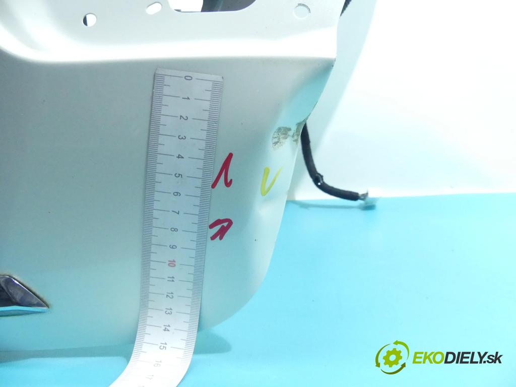 Infiniti Q50 I 2013-2017 2.0 T 211KM automatic 155 kW 1991 cm3 4- zadní kufrové dveře  (Zadní kapoty)