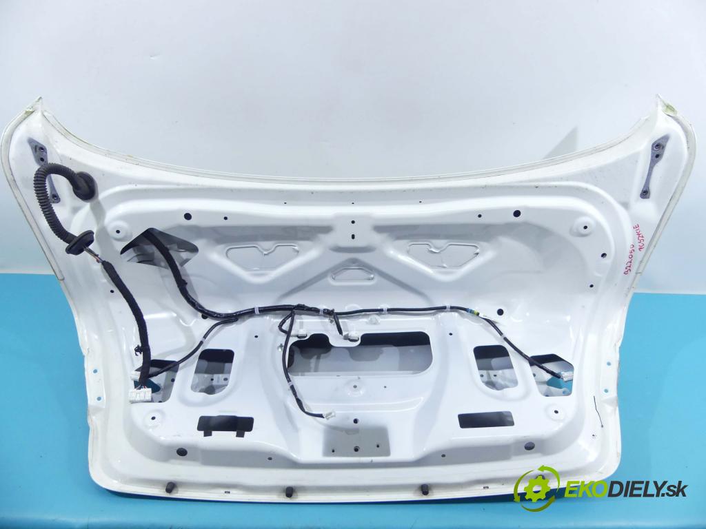 Infiniti Q50 I 2013-2017 2.0 T 211KM automatic 155 kW 1991 cm3 4- zadní kufrové dveře  (Zadní kapoty)