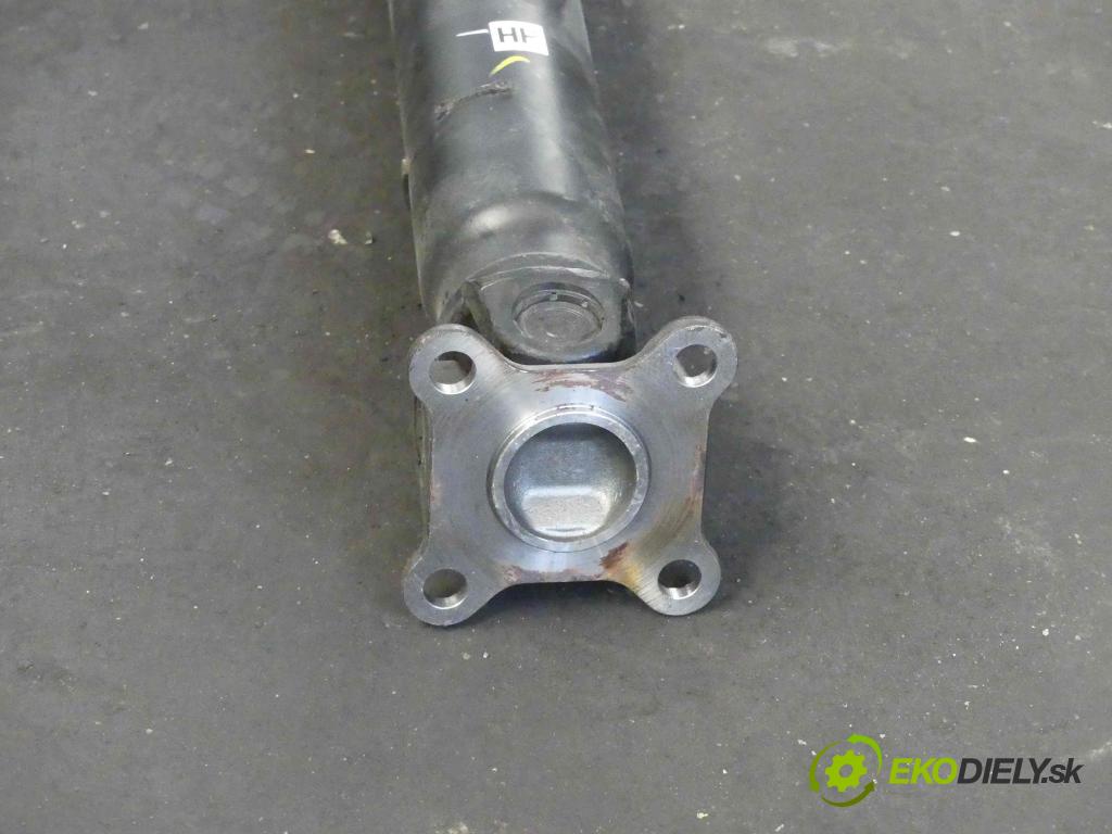 Infiniti Q50 I 2013-2017 2.0 T 211KM automatic 155 kW 1991 cm3 4- Hřídel:  (Kardaňové hriadele)