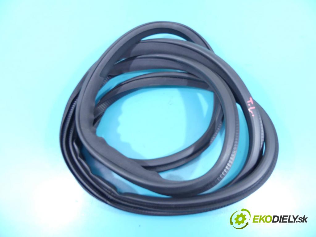 Infiniti Q50 I 2013-2017 2.0 T 211KM automatic 155 kW 1991 cm3 4- Těsnění: dveře zadní levé  (Ostatní)