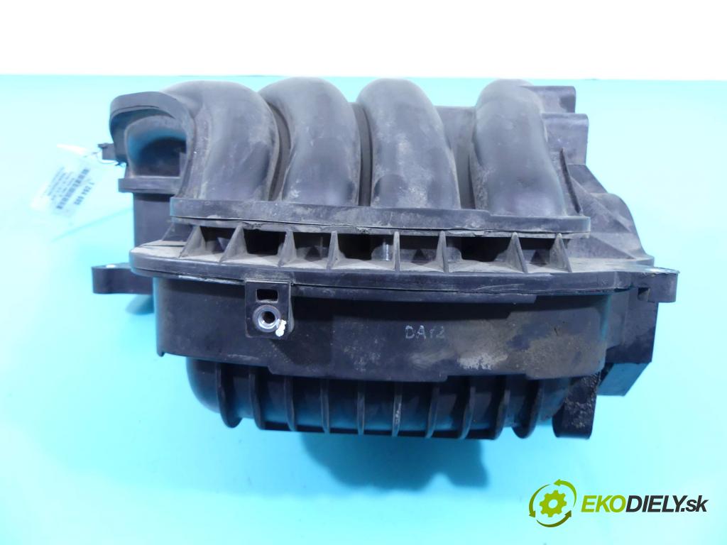 Hyundai I30 II 2012-2016 1.4 16v 100 HP manual 73,2 kW 1396 cm3 5- zvod nasávací  (Sacie potrubia)