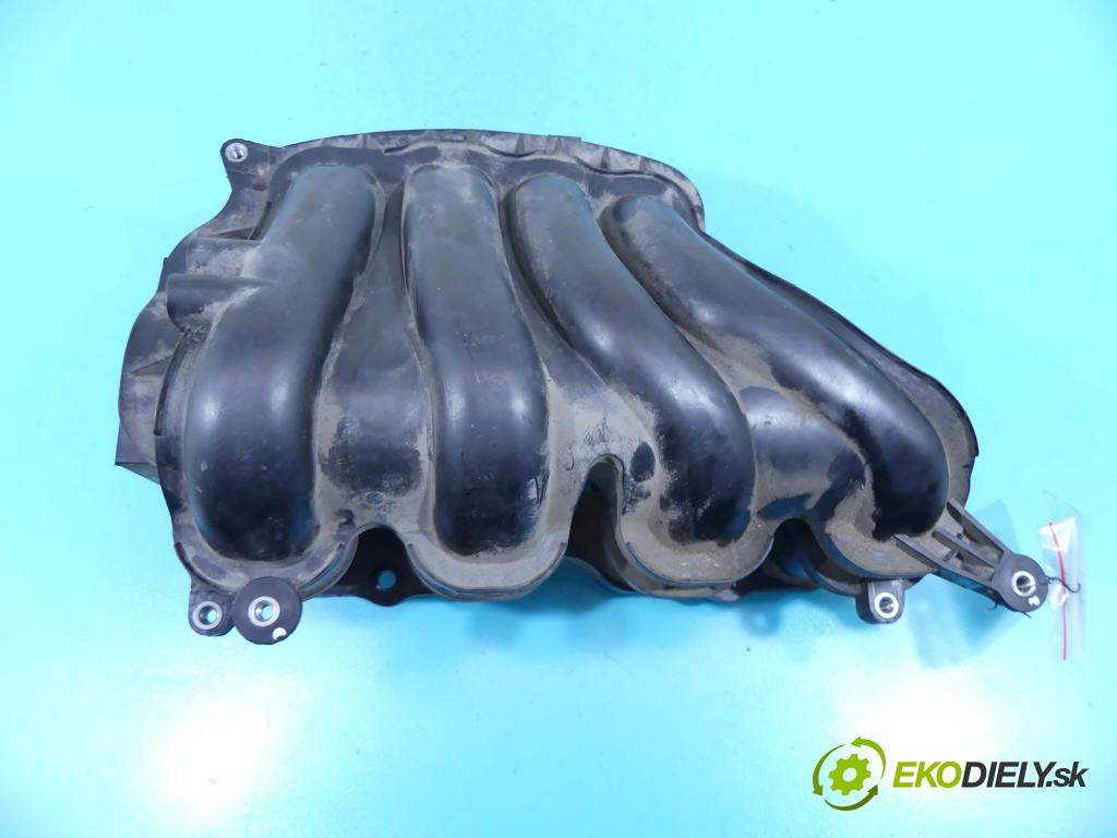 Hyundai I30 II 2012-2016 1.4 16v 100 HP manual 73,2 kW 1396 cm3 5- zvod nasávací  (Sacie potrubia)