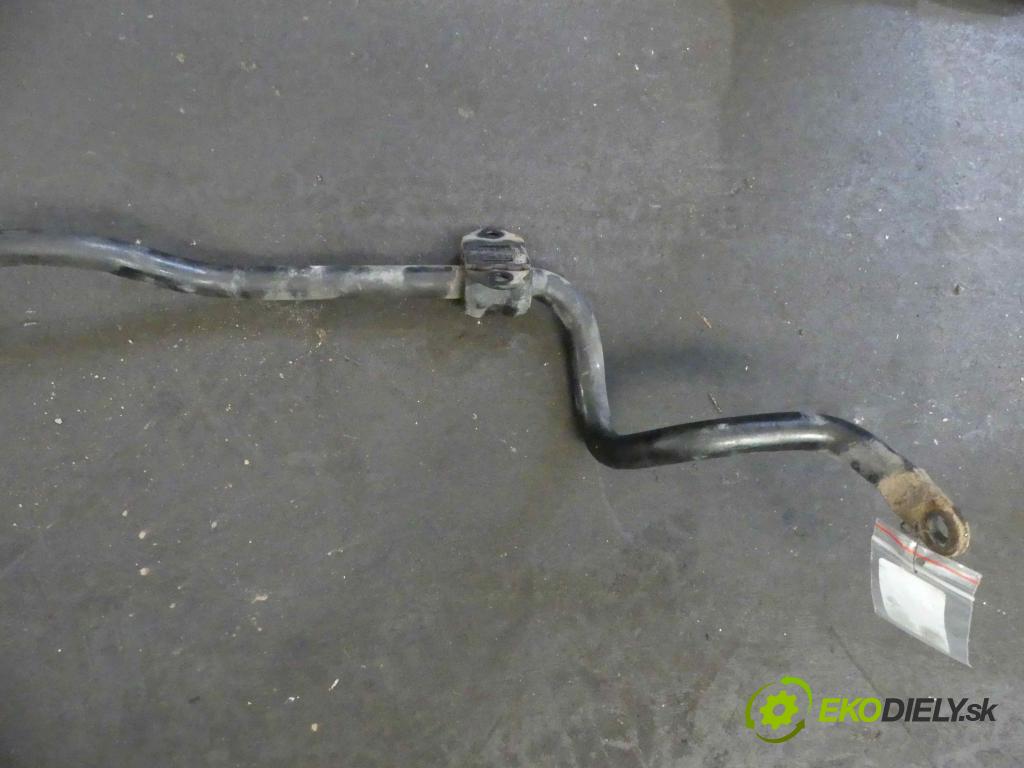 Hyundai I30 II 2012-2016 1.4 16v 100 HP manual 73,2 kW 1396 cm3 5- tyč stabilizatora  (Tyče stabilizátora)