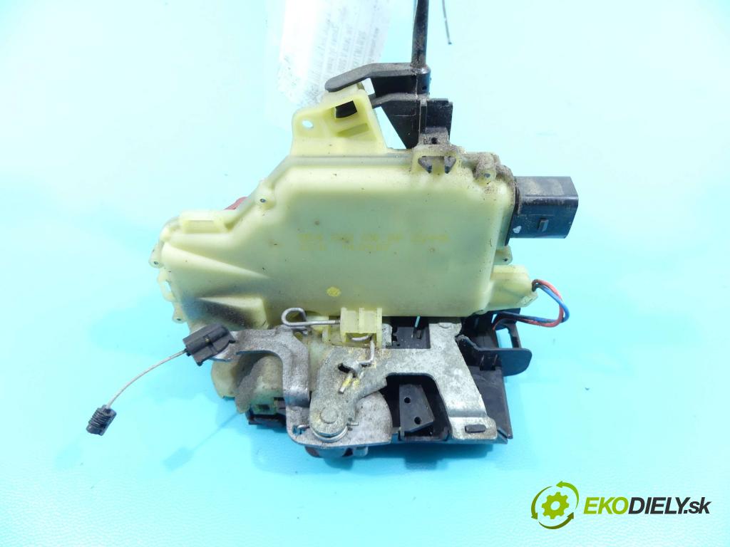Vw Jetta V 2005-2010 2.5 170 hp automatic 125 kW 2480 cm3 4- zámek zadní pravý