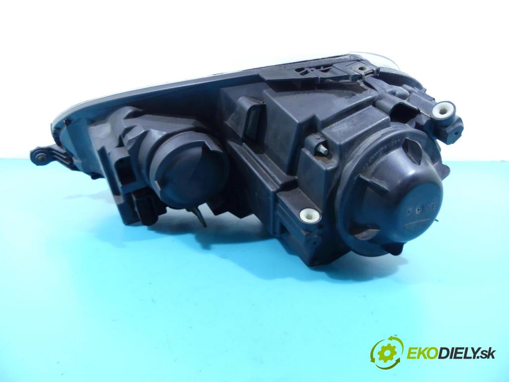 Vw Jetta V 2005-2010 2.5 170 HP automatic 125 kW 2480 cm3 4- Reflektor: pravý 0301212204 (Pravé)