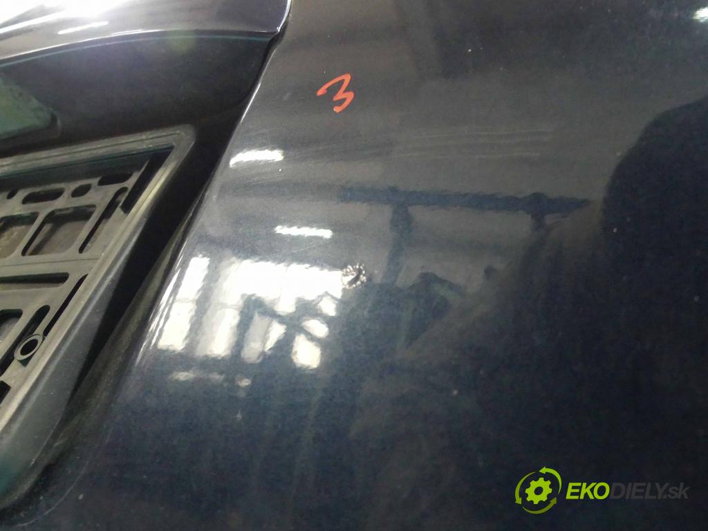 Vw Passat B5 1995-2005 1.6 101 hp manual 74 kW 1595 cm3 4- zadní kufrové dveře  (Zadní kapoty)