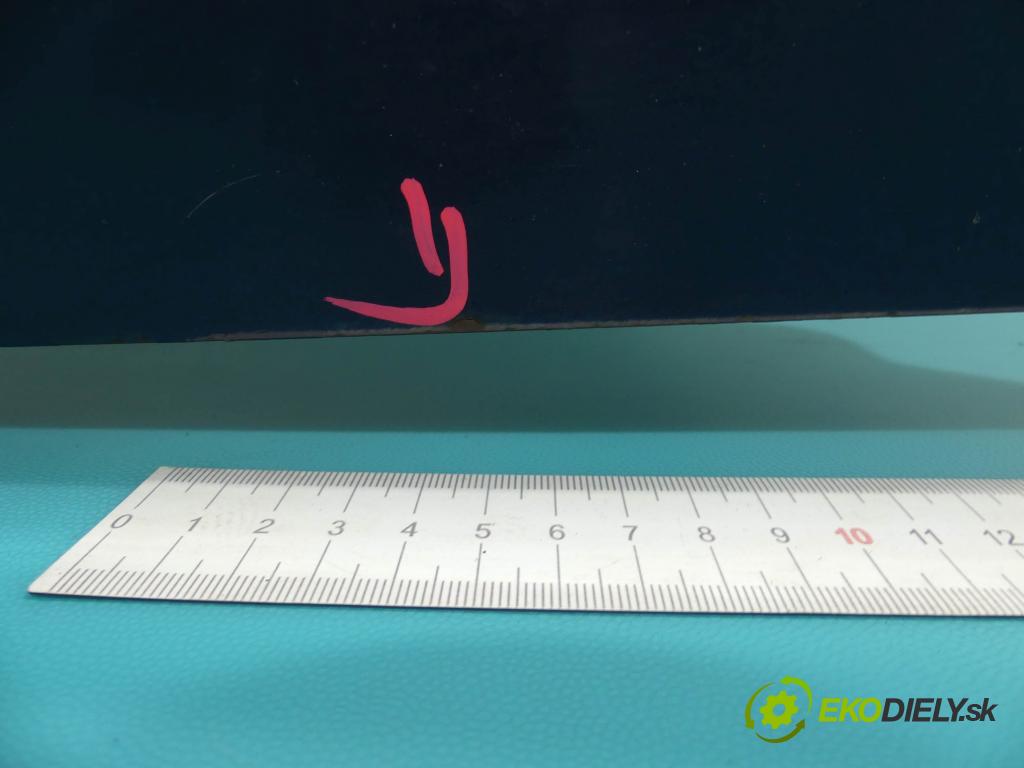 Vw Passat B5 1995-2005 1.6 101 hp manual 74 kW 1595 cm3 4- zadní kufrové dveře  (Zadní kapoty)