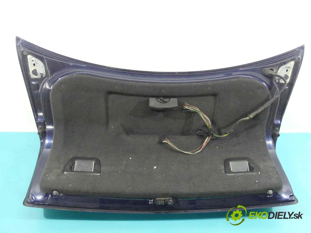 Vw Passat B5 1995-2005 1.6 101 hp manual 74 kW 1595 cm3 4- zadní kufrové dveře  (Zadní kapoty)